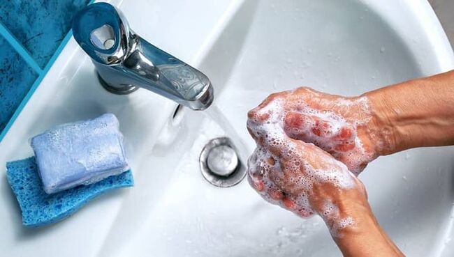 washing hands from parasites